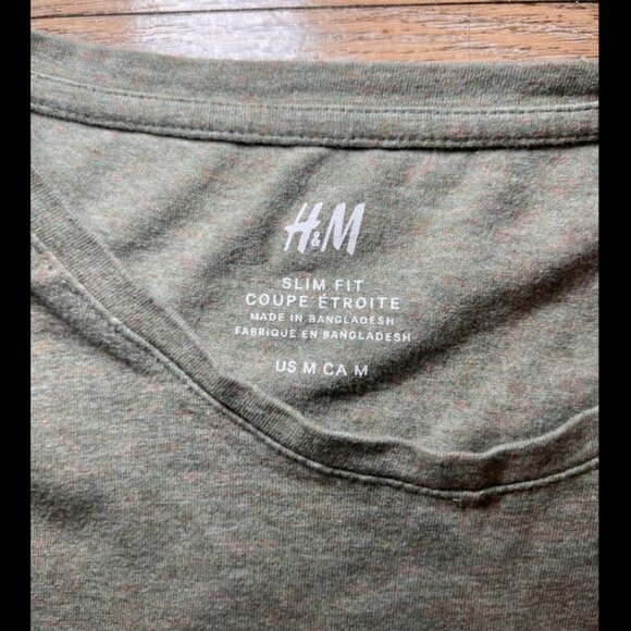 H&M Men Short Sleeve Tee Classic Crew Neck size medium - Picture 2 of 3